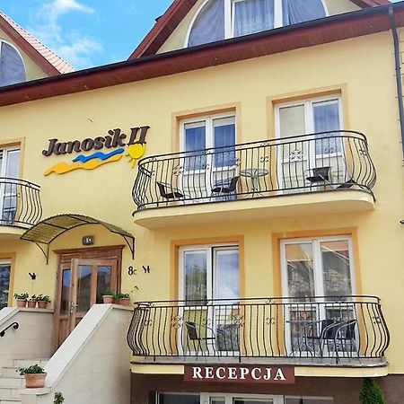 Janosik II Hotel Ustronie Morskie Exterior photo